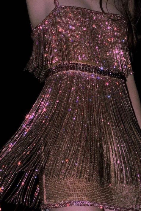 #aesthetic #glitter #dress #shining #hot #fashion Fabric Study, Header Pictures, Red Carpets, Sequin Party Dress, Glitz And Glam, Stage Outfits, Gold Dress, Juno, Event Dresses