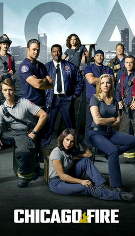 Matthew Casey, Taylor Kinney Chicago Fire, Annie And Hayden, Chicago Family, Taylor Kinney, Chicago Pd, Chicago Fire, Fire Tv, Show Photos