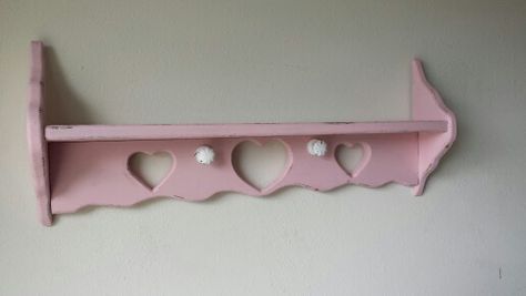 Repainted shelf Fancy Shelves, Cute Shelving, Pink Wall Shelf, Girly Books, Cottagecore Room Ideas, Pink Bookshelves, Vintage Hand Painted Furniture, Trinket Shelf, Cute Bookshelves