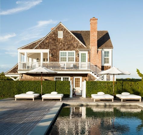 Hamptons Beach House: A Wainscott Beauty | Beautifully Seaside Coastal Railing, Sawyer Berson, Hayley Sheldon, House In The Hamptons, Beach Bed, Hamptons Beach House, Nantucket Summer, Ipe Decking, Beach House Aesthetic