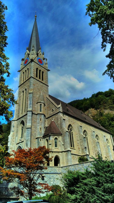 Vaduz Liechtenstein, Landlocked Country, A Castle, Scenic Beauty, Spring Break, Barcelona Cathedral, Notre Dame, The Family, Austria