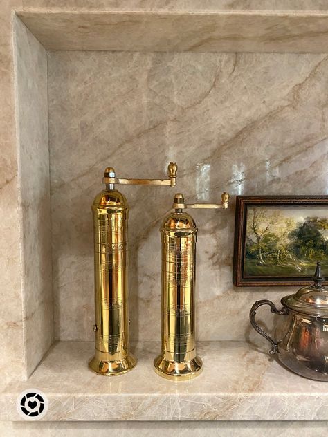 European brass salt and pepper mills Gold Pepper Grinder, Vintage Salt And Pepper Shakers Antiques, Gold Salt And Pepper Shakers, Brass Pepper Mill, Gold Salt And Pepper Grinder, Brass Salt And Pepper Grinder, Brass Salt And Pepper Mill, Housewarming Gift Ideas, Housewarming Gift