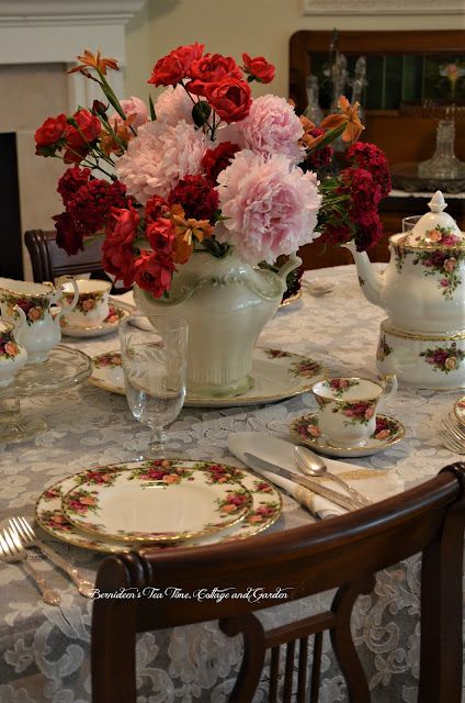 Old Country Roses Table Setting, English Tea Table Setting, Old Country Roses Tablescape, Roses Table Setting, Cranberry Cottage, Tea Party Table Settings, Autumn Tea Party, Tea Table Settings, Fall Tea