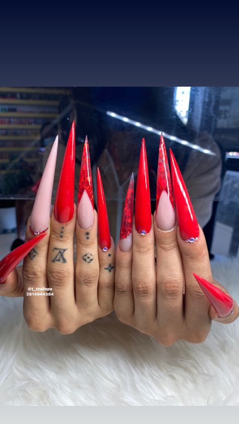 Red Stilleto Nails Designs, Red Stilleto Acrylics, Long Stilleto Nails Design Red, Red Acrylic Nails Pointy, Red Jelly Stiletto Nails, Red Stiletto Nails Designs, Long Red Stiletto Nails, Red Stelitto Nails Long, Extra Long Red Nails