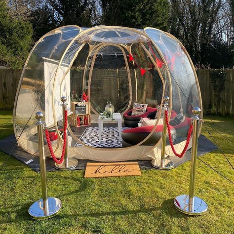 The Little Sleepover Company on Instagram: “💕💕INTRODUCING 💕💕 The latest edition to The Little Sleepover Company Ltd .... Bubble Tents 💕💕 (Just waiting on lights and chandelier…” Bubble Tents, Birthday Event Ideas, Outside Movie, Sleepover Tents, Outdoor Movie Theater, Surprise Birthday Decorations, Movie In The Park, Sleep Under The Stars, Glamping Party