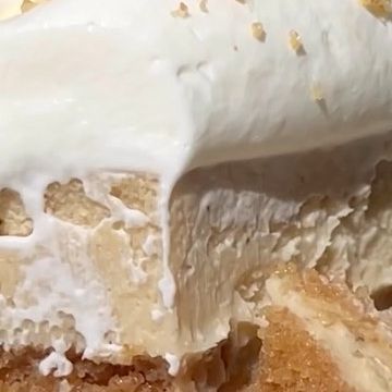 Jenna Barnard on Instagram: "Brown butter maple cheesecake!!! It has a brown butter and maple cheesecake batter with a double layer of brown butter maple graham cracker crust 🤩 if you want to make a statement with your thanksgiving dessert this year, this is the one. Full recipe is on my website!" Jenna Barnard, Maple Cheesecake, Maple Desserts, Cracker Crust, Graham Cracker Crust, Graham Cracker, Brown Butter, My Website, Double Layer