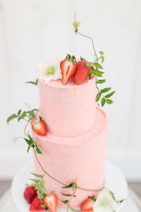 Strawberries And Cream Wedding Cake, Wedding Cake Strawberry, Strawberry Wedding, Strawberry Wedding Cakes, Shannon Ford, Wedding Strawberries, Strawberry Shortcake Birthday, Strawberry Theme, Strawberry Baby