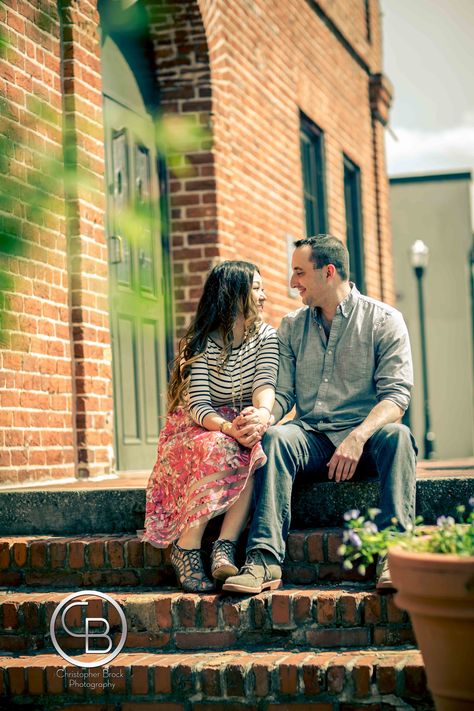 Marietta Square Engagement Photography by Christopher Brock - www.chrisbrock.org Marietta Square Photoshoot, Marietta Square, Girl Western, Brand Shoot, Photos Poses, Photos Inspo, Wedding Photos Poses, Shoot Inspiration, Engagement Shoot