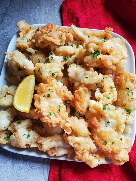 Air Fryer Calamari Calamari Aesthetic, Air Fryer Calamari, Fantasy Cookbook, Thing Aesthetic, Calamari Recipes, Air Fryer Cooking Times, Fried Calamari, Air Fryer Dinner Recipes, Air Fryer Recipes Easy