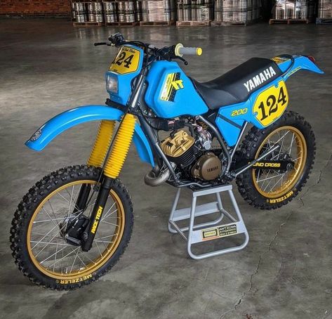 Vintage Enduro, Enduro Vintage, Yamaha Dirt Bikes, Aprilia Motorcycles, Mx Bikes, Top Fuel Dragster, Yamaha Bikes, Enduro Motorcycle, Yamaha Motorcycles