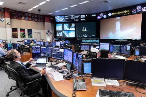 Room Sketch, Johnson Space Center, Mission Control, Control Room, Screen Room, Nasa Astronauts, Space Center, Space Station, Twitter Search