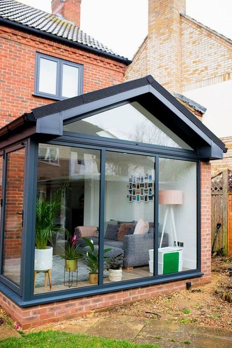 35 Fabulous House Extension Ideas For Your Extra Room | Home Design And Interior Modern Conservatory Extension, Modern Conservatory, Conservatory Extension, Exterior House Renovation, Garden Room Extensions, Architecture Renovation, House Renovation Projects, Interior Design Minimalist, Room Extensions