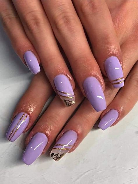 Violet Nails Lavender, Lavanda Nails, Lavender And Gold Nails, Photography Nails, Violet Nails, Nail Color Combos, Contemporary Living Room Furniture, Gold Nail Art, Solid Color Nails