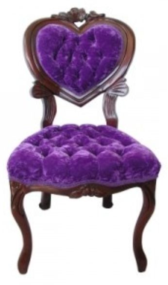 Chair •~• purple tufted velvet heart-shaped Victorian Furniture Antique, Purple Things, Goth Home Decor, Red Chair, Victorian Furniture, I Love Purple, Antique Chairs, Gothic Decor, Gothic House