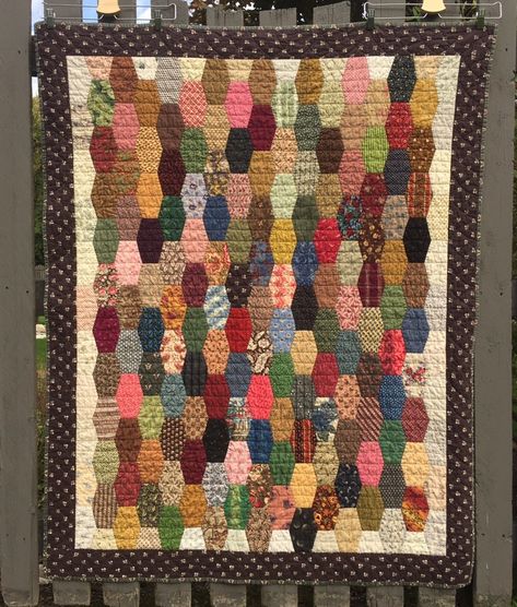 TBT ~ More Hexie Quilts! – KatyQuilts Hexi Quilt, Hexie Quilts, Tumbler Quilt, Hexie Quilt, Scrappy Quilt Patterns, Hexagon Quilt, Scrappy Quilt, Rag Quilt, Baby Brother