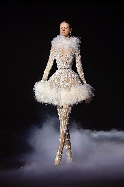 Elie Saab Spring 2021 Couture collection, runway looks, beauty, models, and reviews. Fashion Advisor, Haute Couture Looks, Elie Saab Spring, Elie Saab Couture, Dress Trims, Spring Couture, Claudia Schiffer, Naomi Campbell, Elie Saab