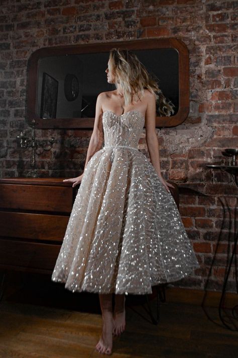 Sleeveless strapless evening dress
Sparkly sequins midi length formal gown 
Sweetheart neckline shimmery nude color bridesmaids dress Diamond Belt, Short White Dress Wedding, Wedding Evening Dress, Shiny Dress, Knee Length Wedding Dress, Princess Bridal Gown, Beach Wedding Gown, White Bridal Dresses, Tulle Wedding Gown