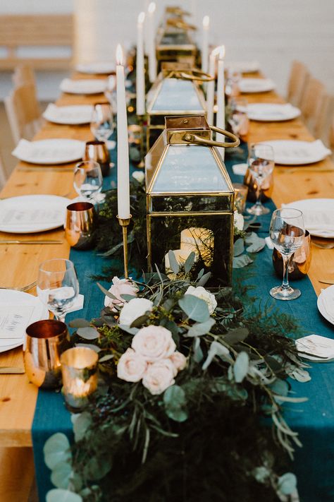 teal table runners - photo by Lisa Woods Photography http://ruffledblog.com/romantic-party-wedding-at-prospect-house Dark Teal Table Runner Wedding, Teal Table Setting Wedding, Dark Teal Party Decorations, Teal And Greenery Wedding, Dark Teal Table Runner, Teal Table Runner Wedding, Teal Engagement Party, Teal Aesthetic Wedding, Teal Wedding Ideas Rustic