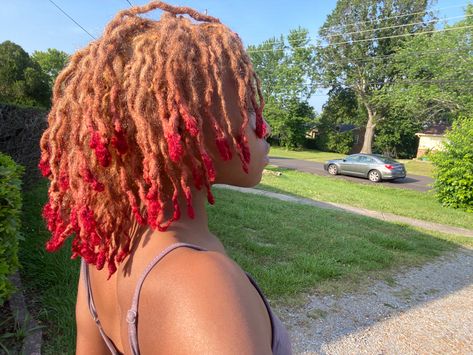 Locs With Pink Tips, Red And Blonde Hair Color Locs, Locs Colors Ideas, Pink And Blonde Locs Black Women, Locs With Dyed Tips, Strawberry Blonde Locs, Multi Color Locs, Blonde And Ginger Locs, Dyed Roots On Locs