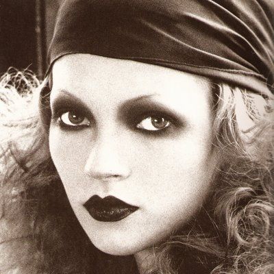 Kevyn Aucoin Making Faces, 20s Makeup, Kevyn Aucoin Makeup, Barbara Hulanicki, 1920s Makeup, Drag Make-up, Silent Film Stars, Smink Inspiration, Making Faces