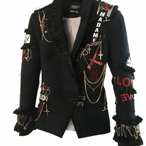 Punk Blazer, Punk Prom, Blazer Ideas, Punk Fashion Diy, Reworked Clothes, Punk Style Outfits, King Costume, Goth Outfit, Diy Jacket