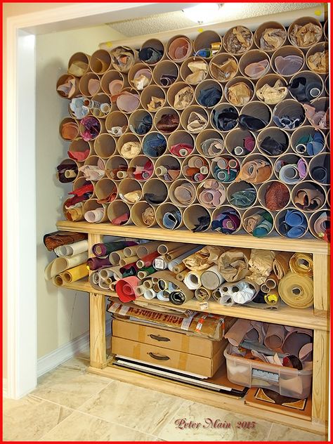 More Readers' Leatherworking Spaces - Fine Leatherworking Sewing Room Design, Sewing Room Organization, Leather Workshop, Craft Room Storage, Sewing Rooms, Workshop Storage, Craft Room Organization, Space Crafts, Fabric Storage