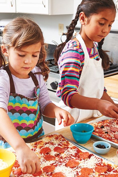 Turn your kitchen into a pizza factory with this easy made-from-scratch dough that kids can make, top, and bake themselves. Wow friends and family with pizza hot from the oven — and dough made from scratch! This kid-friendly recipe for homemade dough makes enough for two pizzas, which means more room to customize with favorite toppings. #pizza #homeschool #bakingwithkids #kidslearning #childrenlearntobake #kidschef #bakingschool #homewithkids #stayathome #pizzaparty Breakfast Pizzas, Pizza Factory, Pizza Hot, Party Pizza, Baking School, Pizza Chef, Make Top, Pizza Dough Recipe, Homemade Dough