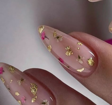 Flowers Nails, Nails Trend, Plain Nails, Flower Nail Art, Heart Nails, Floral Nails, Nail Paint, Nails Inspo, Flower Nails