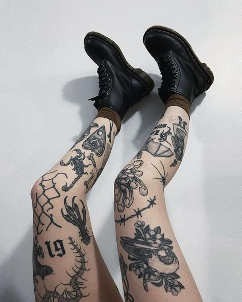 instagram@kxrlymxrie ✨ #darktatttoos Front Calf Tattoo, Tattoo Pierna, Shin Tattoo, Tattoo Placements, Full Leg Tattoos, Goth Tattoo, Omerta Tattoo, Original Tattoos, Leg Tattoos Women