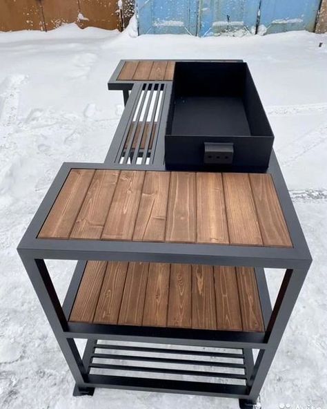 Sbhan Mahdi on Instagram Barbeque Grill Design, Design Grill, Steel Furniture Design, Diy Grill, Barbecue Design, Metal Grill, Welded Furniture, Metal Outdoor Furniture, Bbq Grill Design