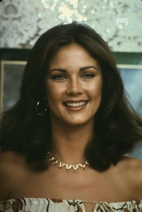 Woman Pictures, Linda Carter, Lynda Carter, Women’s Rights, Vintage Life, Beautiful Voice, Pretty Face, To Start, Sign Up