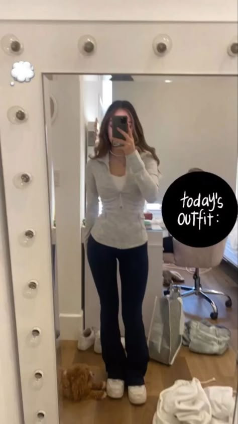 Aesthetic Winter Outfits For School, Lululemon Outfit Inspo Winter, School Outfits Long Sleeve, Dance Teacher Outfits Fashion, Basic Outfits For School Leggings, Basic White Girl Style, Outfit Ideas Basic White Girl, Basic Lululemon Outfits, White Girl Aesthetic Basic