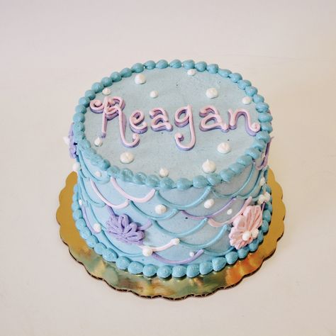 Mermaid Smash Cake One Year Old, Small Mermaid Cake, Simple Mermaid Birthday Cake, Simple Mermaid Cake, Mermaid Smash Cake, Mermaid Cake Smash, Cookie Cake Designs, Childrens Parties, Mermaid Cookies