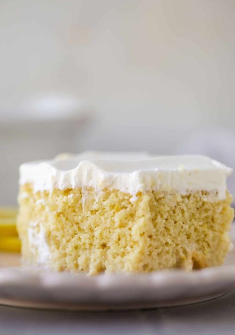 simple lemon tres leches cake with whipped cream Lemon Whipped Cream, Tres Leches Cake Recipe, Leches Cake, Cake Simple, Tres Leches Cake, Lemon Flavor, Decadent Cakes, Classic Cake, Tres Leches