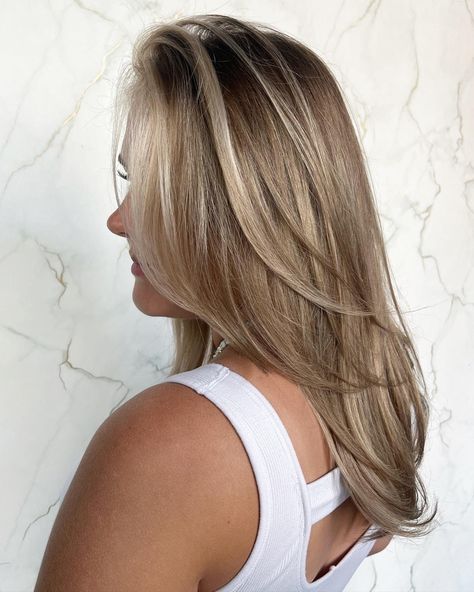 Follow IG @ hairbyag.katz Brown Roots With Blonde Highlights, Bright Blonde Highlights On Brown Hair, Blonde Highlights With Shadow Root, Shadow Root Brown To Blonde, Blonde Shadow Root, Root Shadow Blonde, Blonde With Shadow Roots, Shadow Root Blonde, Blonde Hair Transformations