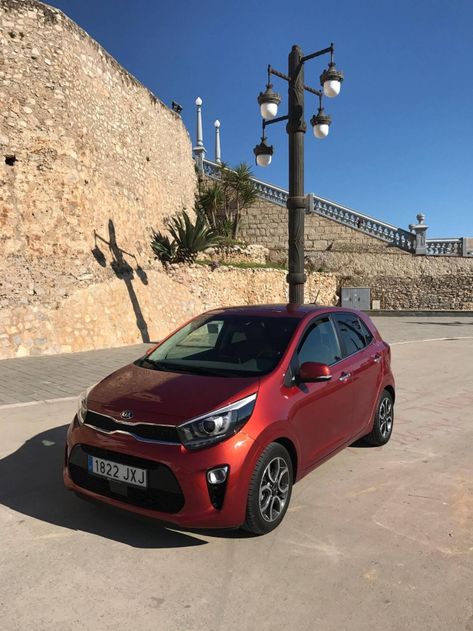 Small Kia Car, Kia Picanto 2023, Kia Picanto Aesthetic, Car 2023, Fuel Efficient Cars, Hippie Car, Kia K5, Kia Motors, Mom Car