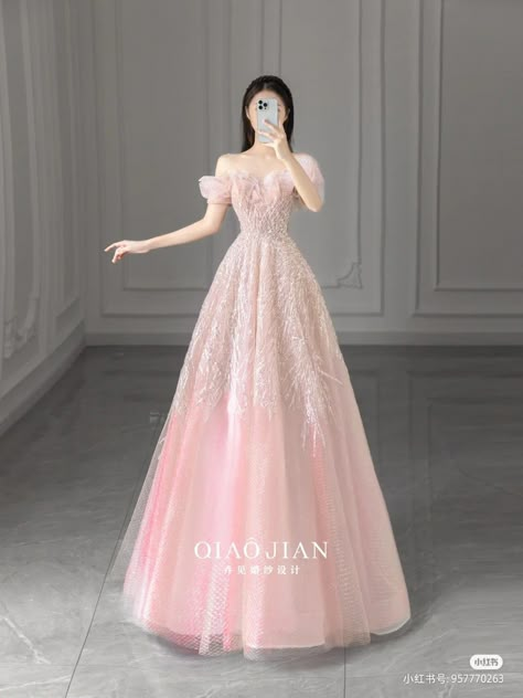 Elegant Dresses Pink, Disney Prom Dresses, Asian Prom Dress, Alley Rose, Lady's Dress, Beautiful Ball Gowns, Iranian Beauty, Vestidos Color Rosa, Simple Gowns