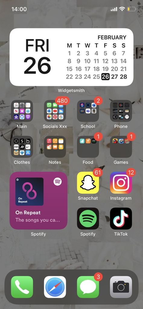 App Organizer, J Song, Organize Apps On Iphone, Iphone Wallpaper Vintage Hipster, Organization Apps, Phone Deals, Iphone Life Hacks, Iphone Home Screen Layout, App Layout