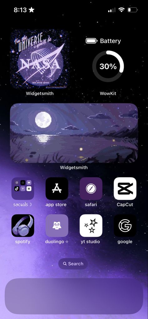 Black Ios 16 Homescreen, Dark Purple Homescreen, Iphone Theme Ideas Purple, Black And Purple Iphone Layout, Purple Ios 16, Dark Purple Iphone Layout, Black And Purple Homescreen, Purple Ios 16 Homescreen, Purple Homescreen Layout