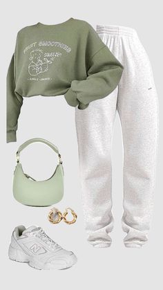 Sage Green Outfit, Outfit Layout, Lazy Outfits, Cute Preppy Outfits, Causual Outfits, Cute Comfy Outfits, Pinterest Outfits, Green Outfit, Simple Trendy Outfits