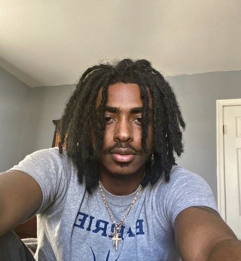 Loc Inspiration Men, 4c Dreads Men, Faux Locs Men Short, Faux Locs On Men, Messy Locs Men, Medium Length Locs Men, Medium Size Locs Men, 4c Locs Men, Thick Dreads Men