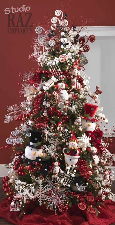 2013 Christmas Tree ~ cute idea for the kitchen Amazing Christmas Trees, Christmas Tablescape, Unique Christmas Trees, Snowman Christmas Tree, Christmas Tree Inspiration, Beautiful Christmas Trees, Noel Christmas, Christmas Tree Themes, Christmas Love