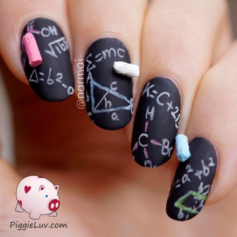 Coming to you live, with the next crazy 3D idea: a chalkboard! This was actually suggested to me by my friend @liza317 when she saw my cork board nail art. Her idea immediately formed an image in my head so I knew exactly how to make this. Come check it out! Teacher Nails, Chalkboard Nails, Crazy Nail Art, Nail Polish Trends, School Nails, Crazy Nails, Nail Swag, Cute Nail Art, Nail Art Galleries