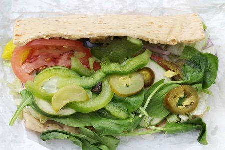 SUBWAY Veggie Delight: FAST But Fresh and Healthy? Healthy Subway Sandwiches, Healthy Fast Food Choices, Subway Sandwiches, Food For Pregnant Women, Chinese Chicken Salad Recipe, Healthy Fast Food, Sub Sandwiches, Veggie Wraps, Veggie Sandwich