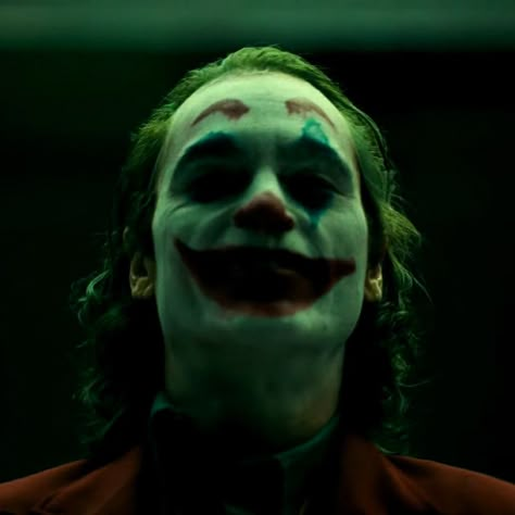 Joker Green Aesthetic, Joker Movie Aesthetic, Joker Aesthetic Pfp, Coolest Profile Pictures, Green Movie Aesthetic, Joker Widget, The Joker Aesthetic, Joker Aesthetic, Joker Pfp