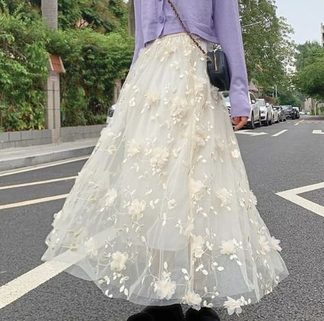 Princess Core Aesthetic Outfit, Summer Short Dresses, Skirt Aesthetic, White Long Skirt, Character Board, Fairy Skirt, Stylish Short Dresses, Pretty Skirts, Maxi Skirt Outfits