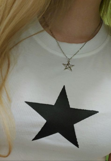 y2k star necklace and shirt Shirts With Stars, Star Girl Aesthetic Outfits, Necklace 2000s, Stars Aesthetic, Y2k Star, Clothes Y2k, Star Tshirt, Streetwear Girl, Star Clothing