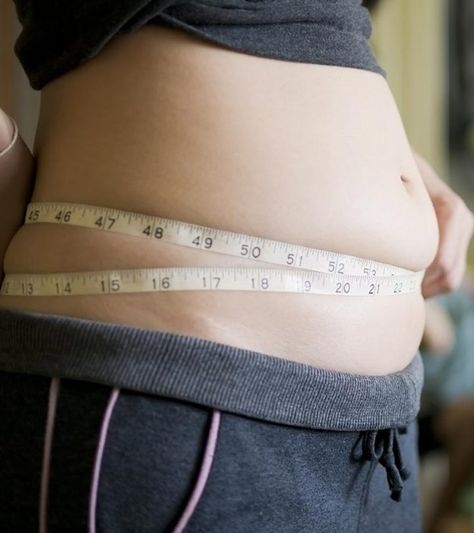 10 Simple Tips To Reduce Belly Fat After Pregnancy After Delivery Belly Fat Reduce, How To Get Rid Of Baby Fat Lose Belly, Foods To Reduce Belly Fat Tips, How To Reduce Belly Fats, Soft Belly, Post Pregnancy Belly, Abdomen Plat, Belly Fat Diet Plan, Belly Fat Diet