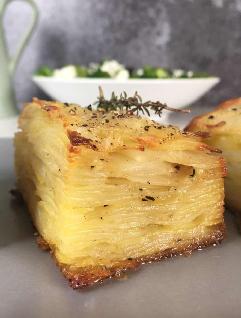 Potatoes Gratin, Potato Pave, French Cooking Recipes, Potatoes Dauphinoise, Scalloped Potato, French Potatoes, Potato Recipes Side Dishes, Potato Gratin, Potato Sides