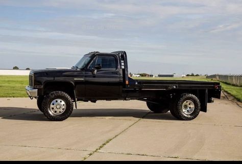 Flatbed Truck Beds, Custom Flatbed, Custom Truck Beds, Hot Wheels Cars Toys, Trucks Lifted Diesel, Truck Flatbeds, Overland Truck, Vintage Pickup Trucks, Auto Retro